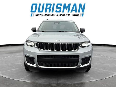 Used 2023 Jeep Grand Cherokee L Laredo w/ Luxury Tech Group I image 8