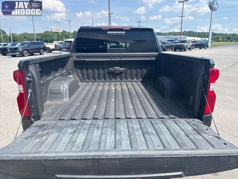 Used 2021 Chevrolet Silverado 1500 LT Trail Boss w/ Convenience Package II AWD/4WD image 31