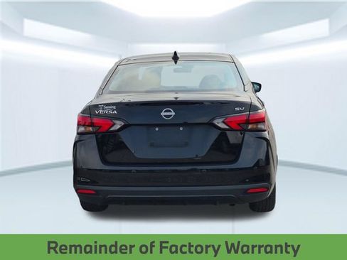 Used 2024 Nissan Versa SV FWD image 2