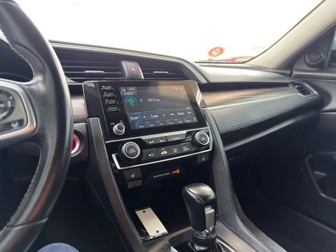 Used 2019 Honda Civic EX image 18