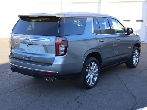 Certified 2024 Chevrolet Tahoe High Country w/ Advanced Technology Package image 8