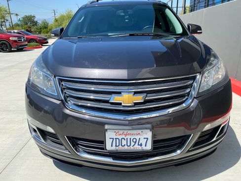 Used 2014 Chevrolet Traverse LT w/ LPO, 'HIT The Road' Package FWD image 26