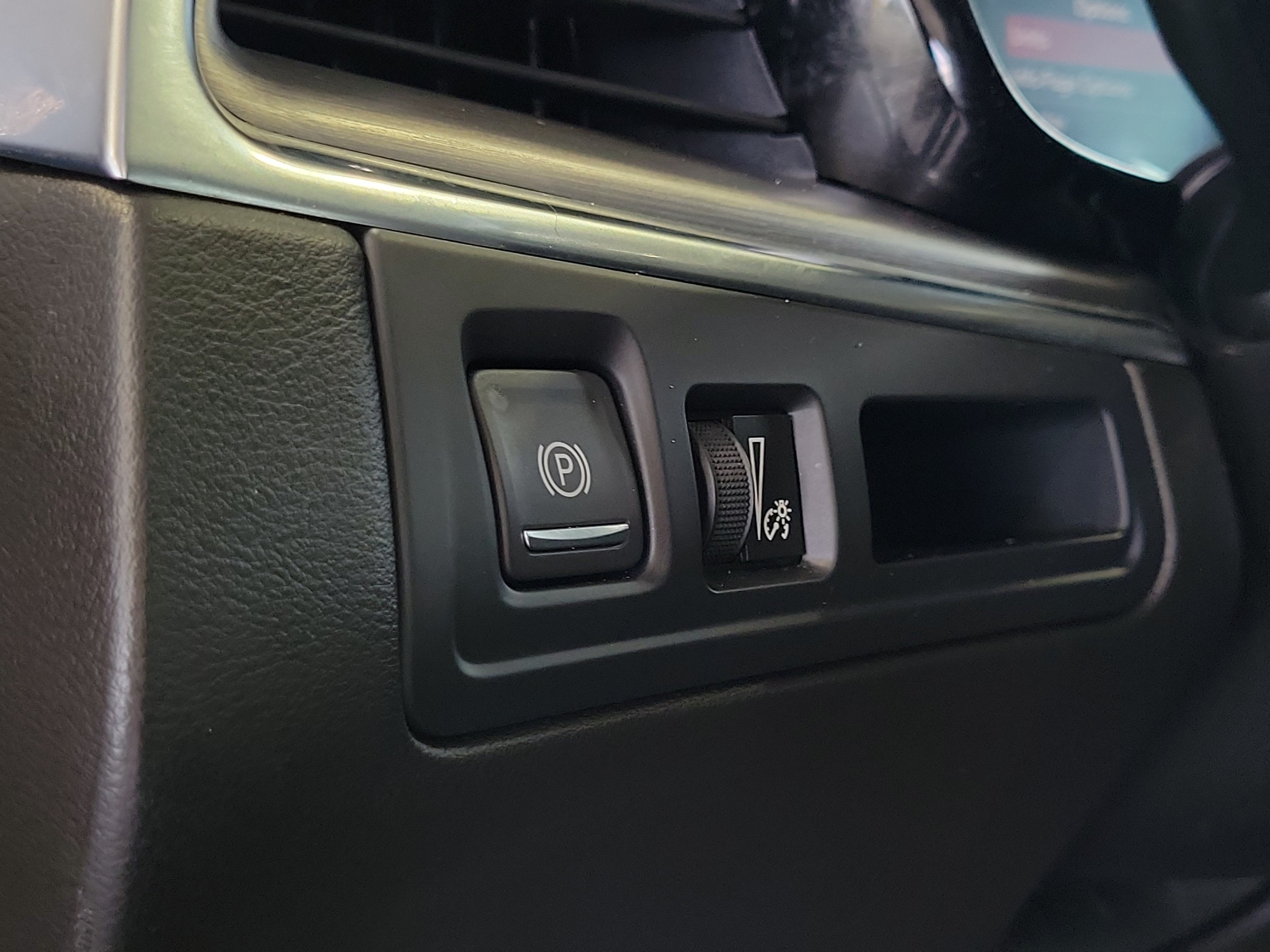 Used 2023 Cadillac XT5 Luxury FWD image 21