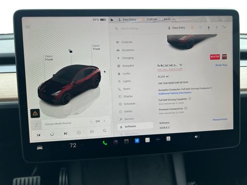 Used 2022 Tesla Model Y Performance image 9