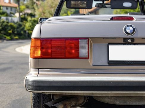 Used 1989 BMW 325i Convertible RWD image 53