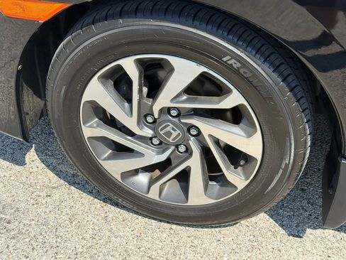 Used 2016 Honda Civic EX image 18