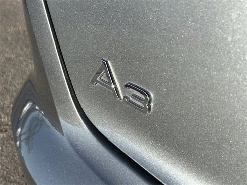 Used 2017 Audi A3 e-tron Premium image 9