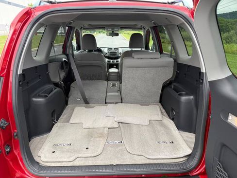 Used 2011 Toyota RAV4 4WD w/ Upgrade Value Pkg image 23
