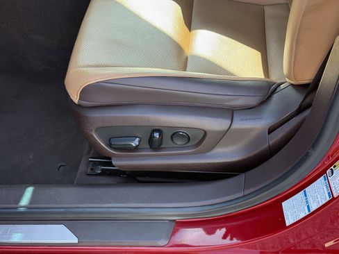 Used 2021 Lexus ES 250 w/ Premium Package image 13