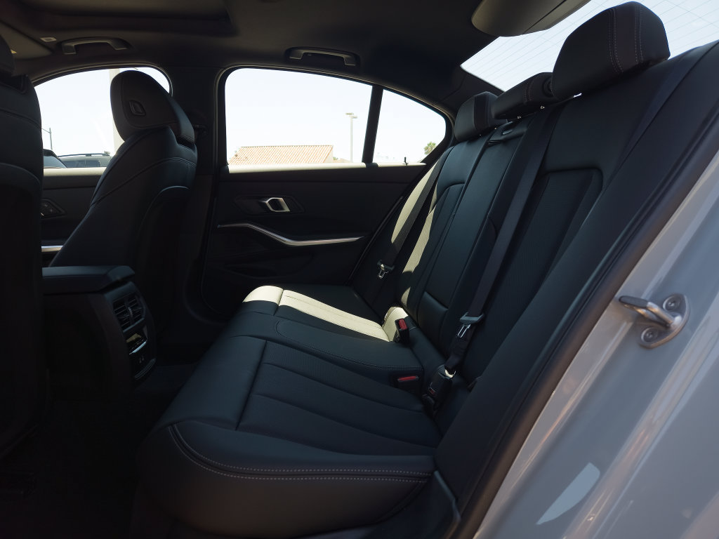 New 2026 BMW M340i w/ Shadowloine Package RWD image 9
