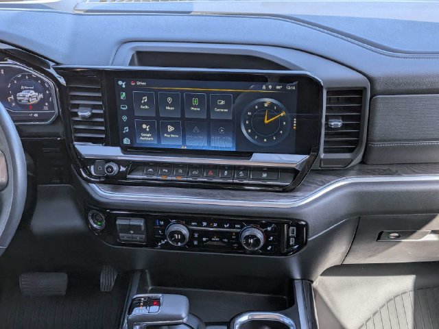 Used 2023 Chevrolet Silverado 1500 LTZ AWD/4WD image 19