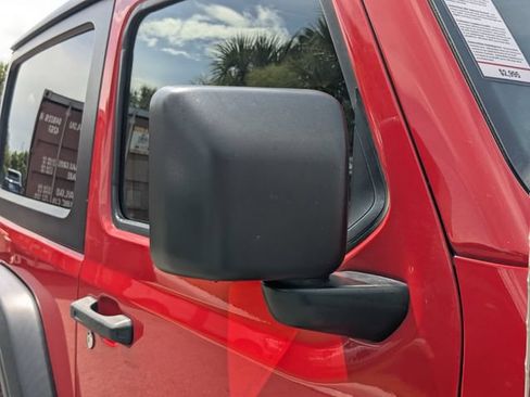 Used 2021 Jeep Wrangler Sport AWD/4WD image 13