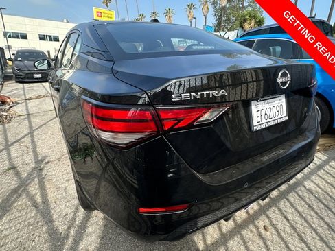 Used 2025 Nissan Sentra SV w/ Trunk Package image 6