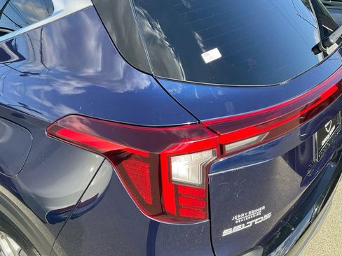 Used 2024 Kia Seltos S image 36