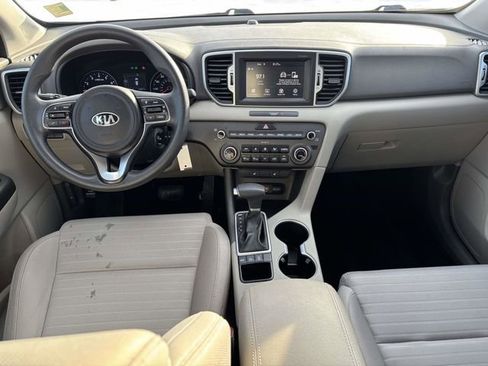 Used 2017 Kia Sportage LX w/ LX Popular Package image 23