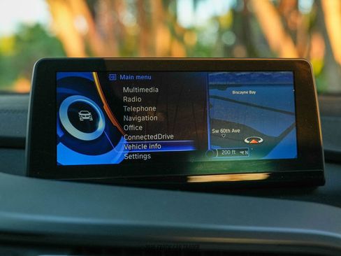 Used 2017 BMW i8 image 28