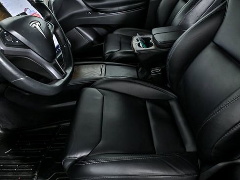 Used 2018 Tesla Model X 100D image 16