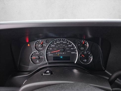 New 2025 Chevrolet Express 2500 w/ Driver Convenience Package image 15