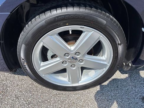 Used 2013 Dodge Avenger SXT FWD image 5