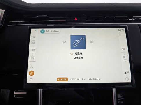 New 2026 Land Rover Range Rover Long Wheelbase SE image 27