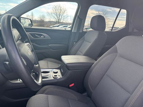 Used 2019 Chevrolet Traverse LS image 12