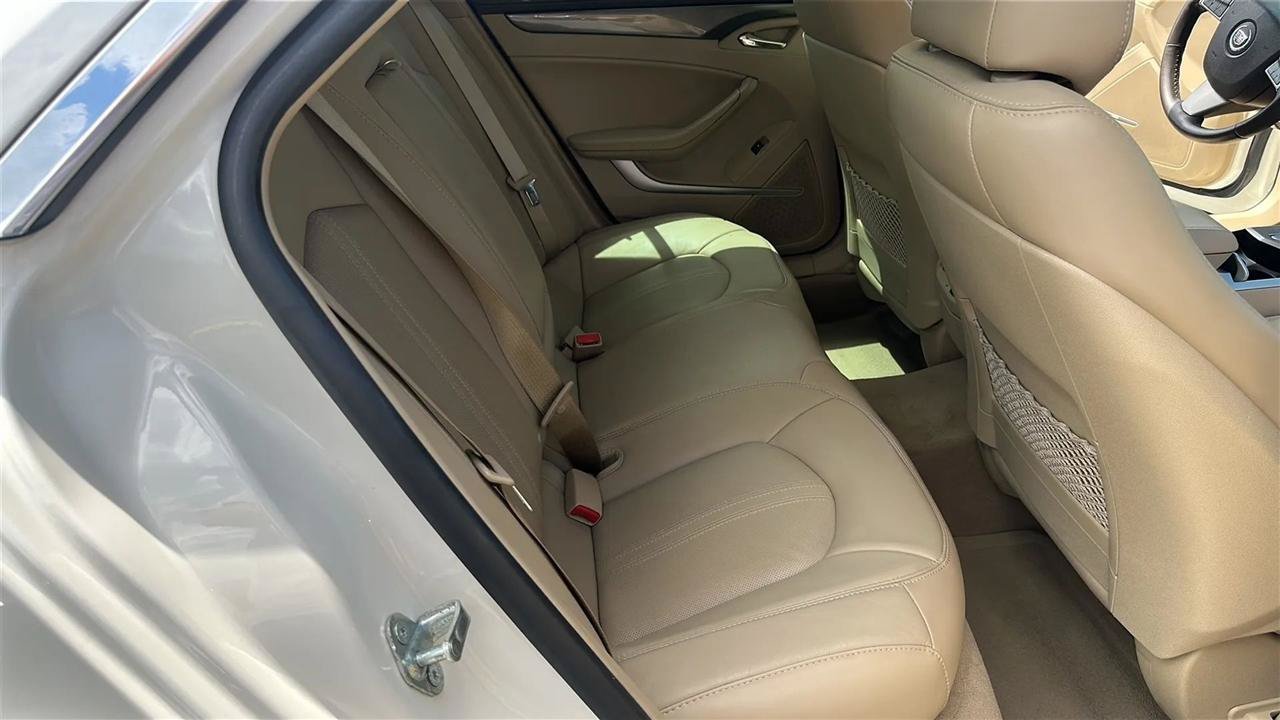 Used 2013 Cadillac CTS Luxury RWD image 31