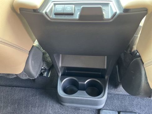 Used 2023 Toyota Sienna XLE image 19