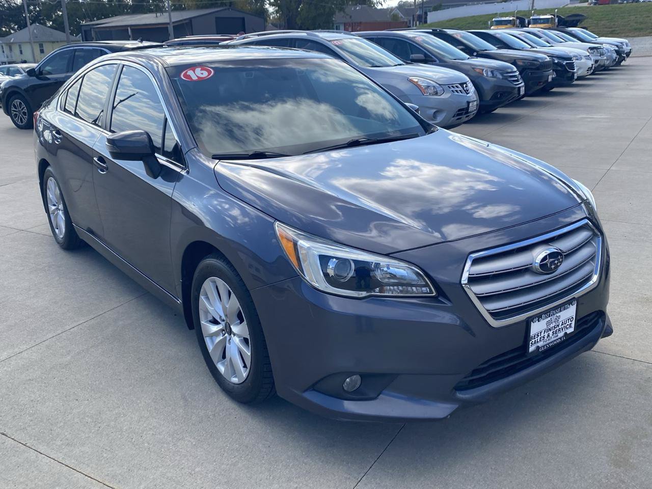 Used 2016 Subaru Legacy 2.5i Premium AWD/4WD image 4