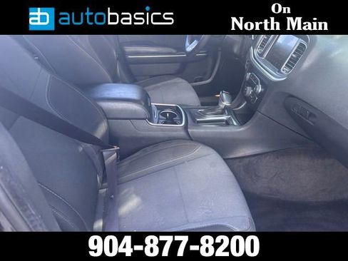 Used 2016 Dodge Charger SXT RWD image 30