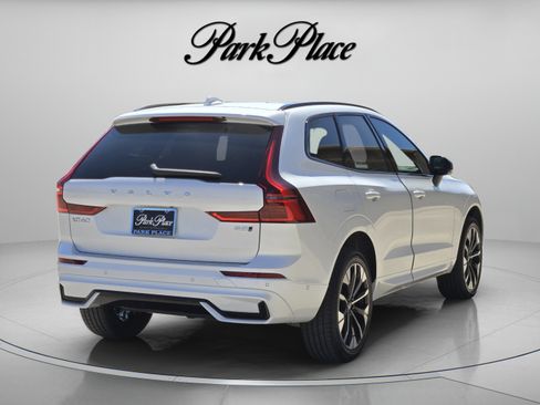 Used 2026 Volvo XC60 B5 Plus w/ Protection Package Premier AWD/4WD image 6