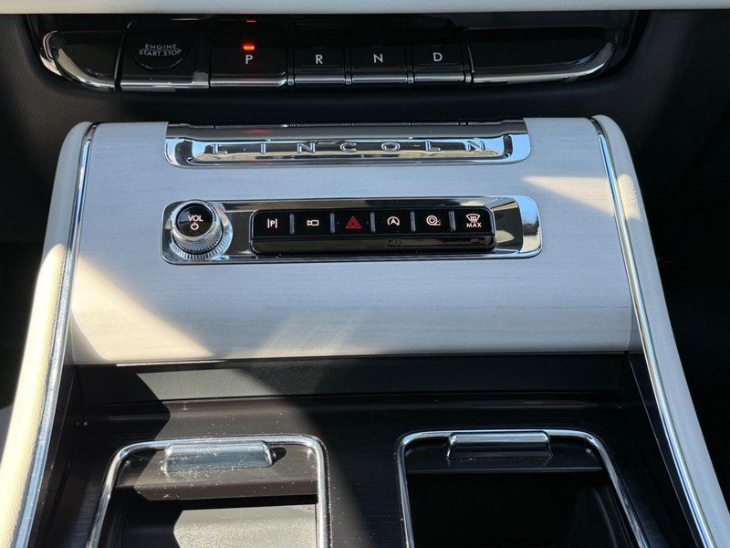 Certified 2026 Lincoln Aviator Reserve w/ Illumination Package AWD/4WD image 23