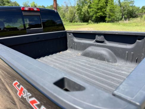 Used 2014 Chevrolet Silverado 1500 High Country w/ High Country Premium Package AWD/4WD image 10