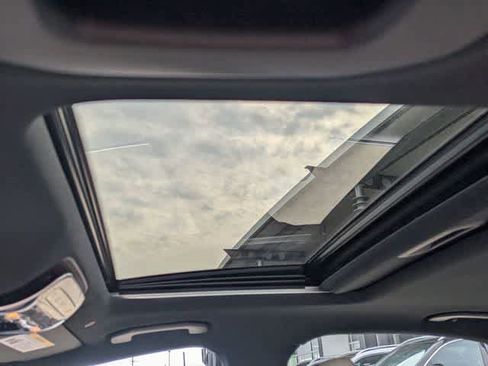 Certified 2023 Mercedes-Benz C 300 4MATIC Sedan image 18