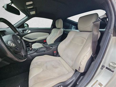 Used 2013 Nissan 370Z Touring w/ Sport Pkg RWD image 17