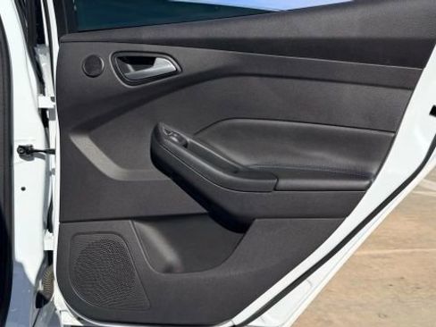 Used 2017 Ford Focus RS image 17