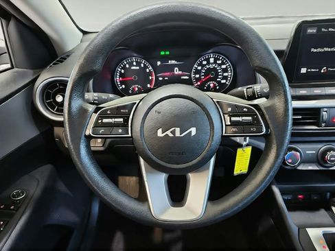 Certified 2024 Kia Forte LXS FWD image 9