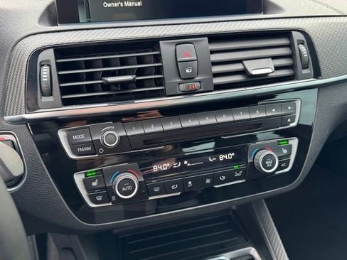 Used 2018 BMW M2 image 23