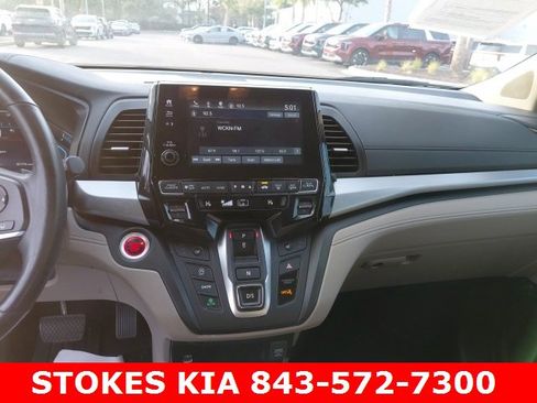 Used 2023 Honda Odyssey EX-L image 12