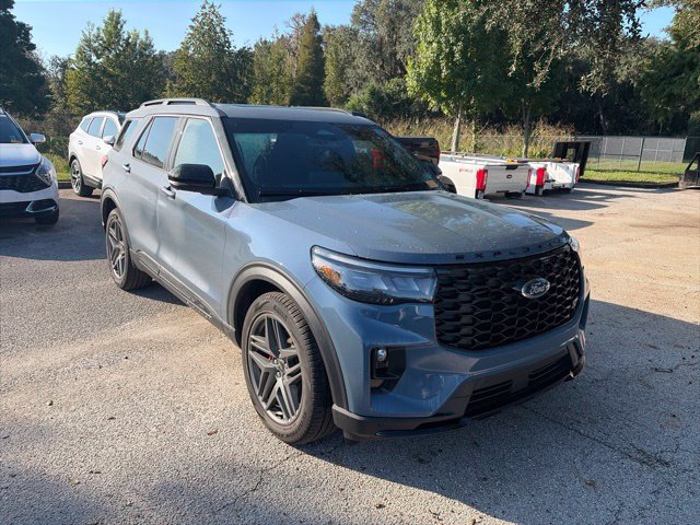 Used 2026 Ford Explorer ST w/ Sun And Sound Package AWD/4WD image 3