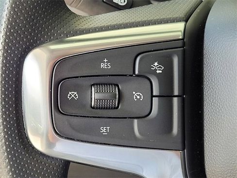 Used 2025 Chevrolet Blazer LT image 24