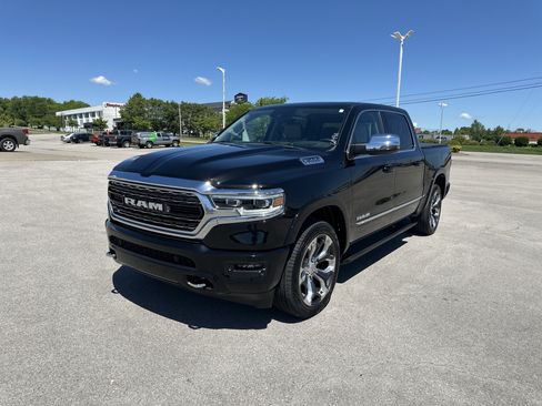 Used 2024 RAM 1500 Limited AWD/4WD image 3