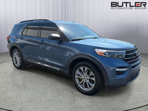 Used 2020 Ford Explorer XLT w/ Equipment Group 202A RWD image 8