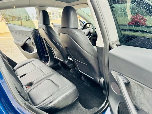 Used 2023 Tesla Model Y Performance image 14