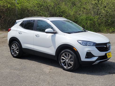 Used 2022 Buick Encore GX Select w/ Experience Buick Package AWD/4WD image 3