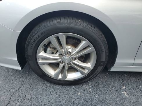Used 2018 Hyundai Sonata SEL FWD image 28