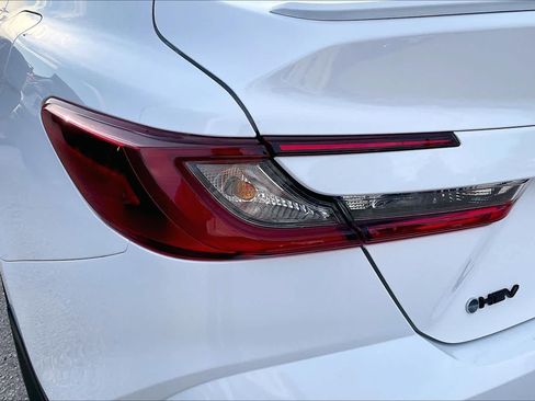 Used 2026 Toyota Camry SE w/ Convenience Package FWD image 28