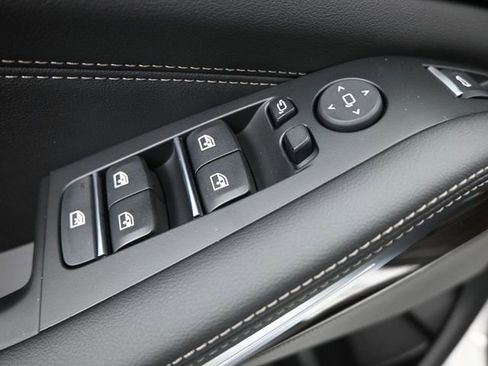 New 2026 BMW X5 sDrive40i w/ M Sport Package image 13