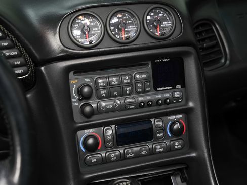 Used 1999 Chevrolet Corvette Convertible w/ Memory Pkg RWD image 42