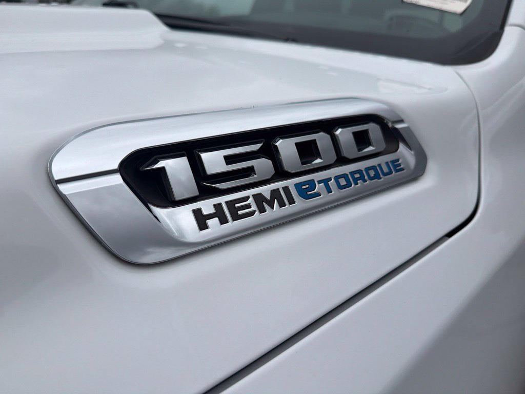 Used 2023 RAM 1500 Limited AWD/4WD image 6