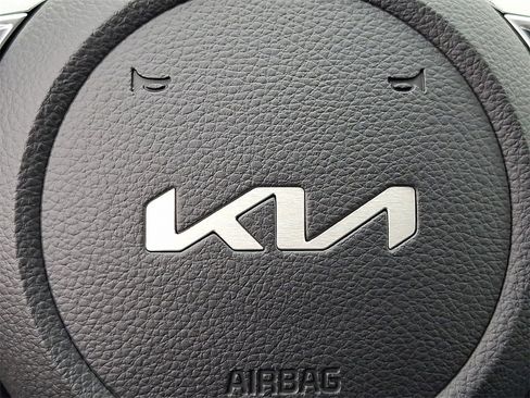 New 2026 Kia Seltos S image 12